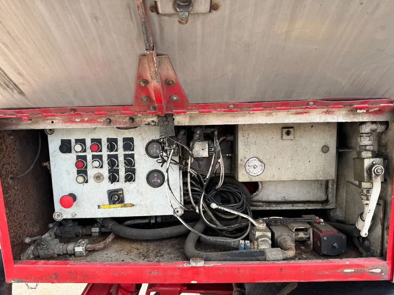 Ассенизатор Volvo FL 10.320 4x2, Tipper 12m3 Sludge & Flushing Truck, with remote control, YM: 1990: фото 11