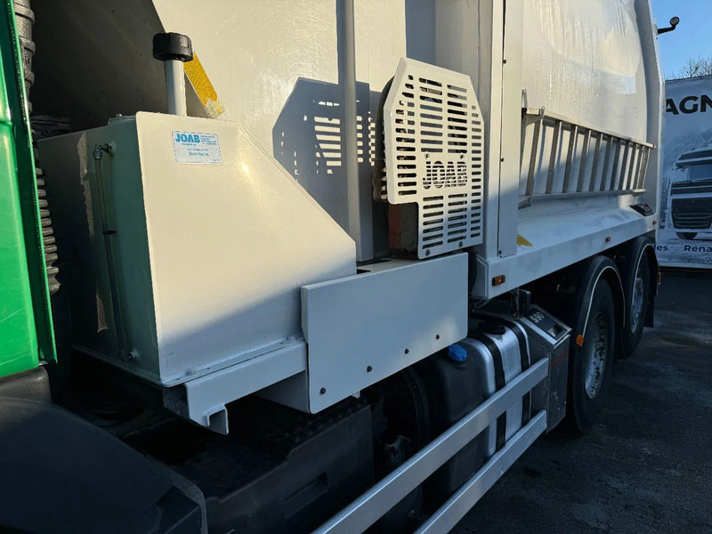 Volvo FM 330 RHD, 2-compartments & tipp, 2014 - Мусоровоз: фото 3 Volvo FM 330 RHD, 2-compartments & tipp, 2014 - Мусоровоз: фото 3