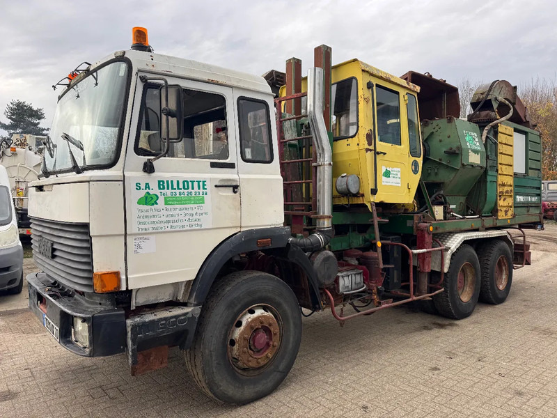 Iveco Turbotech **260-30-WOOD CHIPPER-BROYEUR A BOIS** - Грузовик, Автоманипулятор: фото 1 Iveco Turbotech **260-30-WOOD CHIPPER-BROYEUR A BOIS** - Грузовик, Автоманипулятор: фото 1