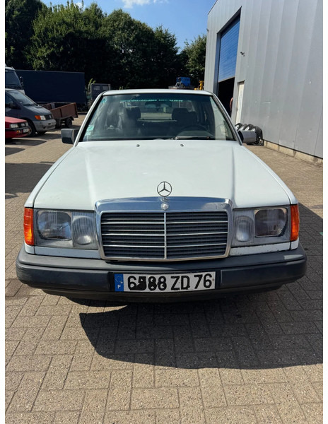 Mercedes-Benz 200-serie **W124-250D** - Седан: фото 2 Mercedes-Benz 200-serie **W124-250D** - Седан: фото 2