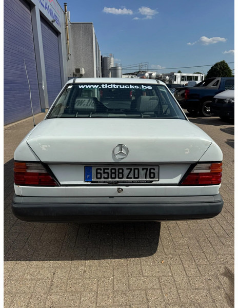 Mercedes-Benz 200-serie **W124-250D** - Седан: фото 5 Mercedes-Benz 200-serie **W124-250D** - Седан: фото 5