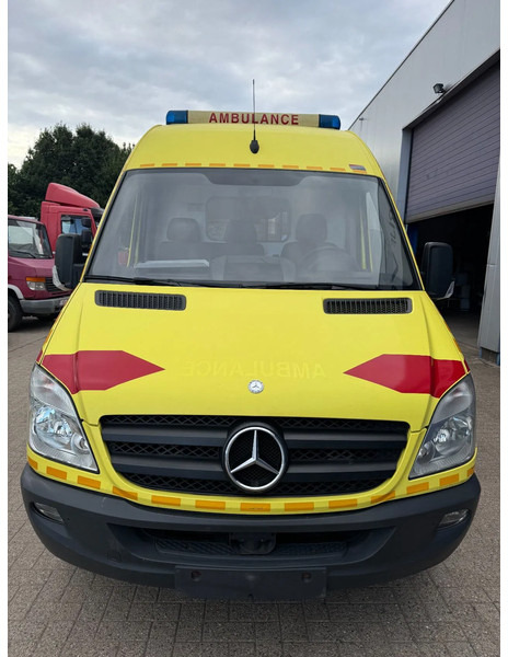 Mercedes-Benz Sprinter 316 **AMBULANCE-EURO 5-AIRCO** - Машина скорой помощи: фото 2 Mercedes-Benz Sprinter 316 **AMBULANCE-EURO 5-AIRCO** - Машина скорой помощи: фото 2