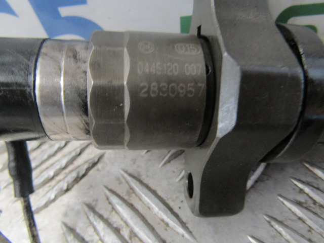 DAF LF 45 EURO 3 INJECTORS (4) P/NO 0445120-007 - Топливная система для Грузовиков: фото 3 DAF LF 45 EURO 3 INJECTORS (4) P/NO 0445120-007 - Топливная система для Грузовиков: фото 3