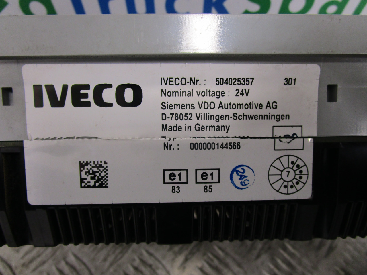 IVECO TECTOR CLOCK CLUSTER P/NO 504025357 - Электрическая система для Грузовиков: фото 2 IVECO TECTOR CLOCK CLUSTER P/NO 504025357 - Электрическая система для Грузовиков: фото 2