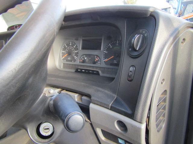 MERCEDES ATEGO 13TON CAB EX 2011 - Кабина для Грузовиков: фото 5 MERCEDES ATEGO 13TON CAB EX 2011 - Кабина для Грузовиков: фото 5