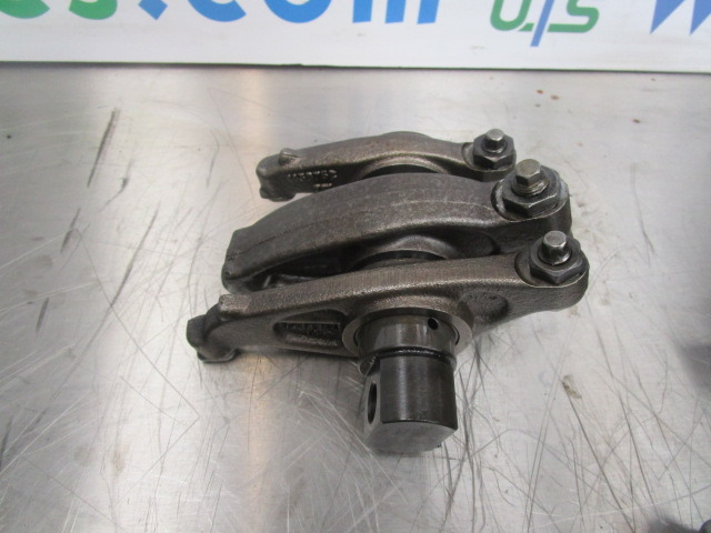 SCANIA 124 420 DC12 03 ROCKER SHAFT P/NO 1465288 - Двигатель и запчасти для Грузовиков: фото 1 SCANIA 124 420 DC12 03 ROCKER SHAFT P/NO 1465288 - Двигатель и запчасти для Грузовиков: фото 1