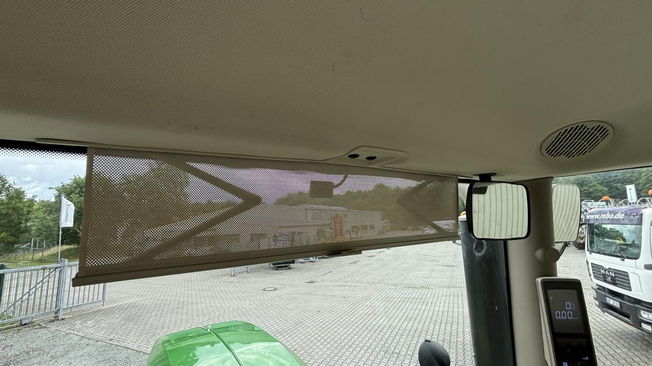 John Deere 6R195 - Трактор: фото 4 John Deere 6R195 - Трактор: фото 4