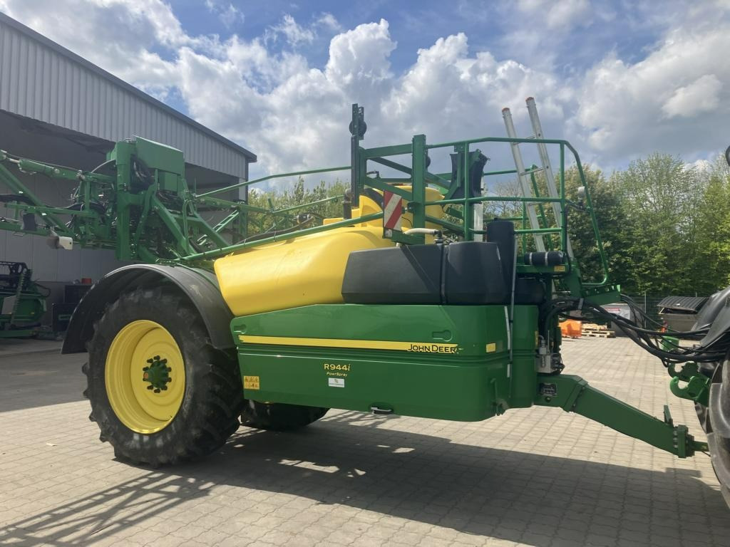 John Deere BASISMASCHINE R944I POWRSPRAY - Прицепной опрыскиватель: фото 1 John Deere BASISMASCHINE R944I POWRSPRAY - Прицепной опрыскиватель: фото 1