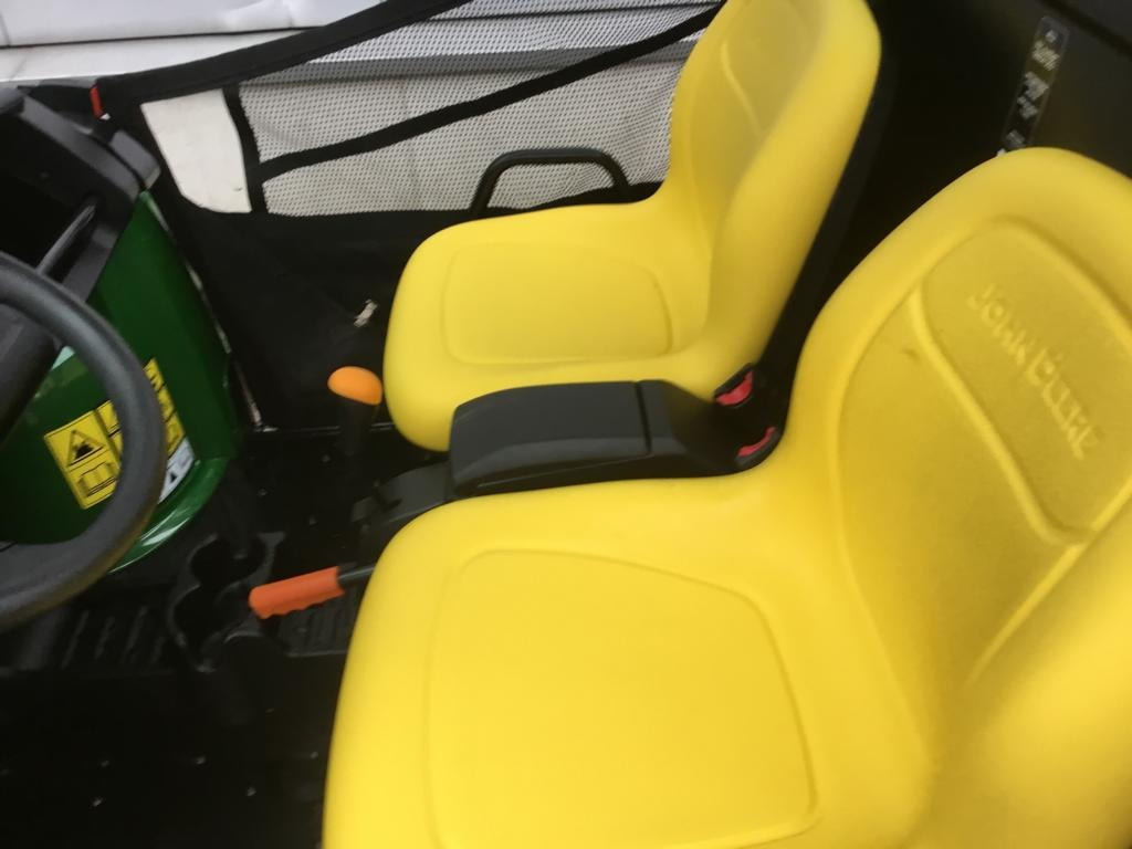 John Deere GATOR HPX 815 E - Квадроцикл: фото 3 John Deere GATOR HPX 815 E - Квадроцикл: фото 3