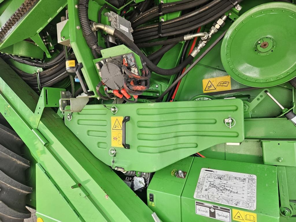 John Deere T660 - Зерноуборочный комбайн: фото 2 John Deere T660 - Зерноуборочный комбайн: фото 2