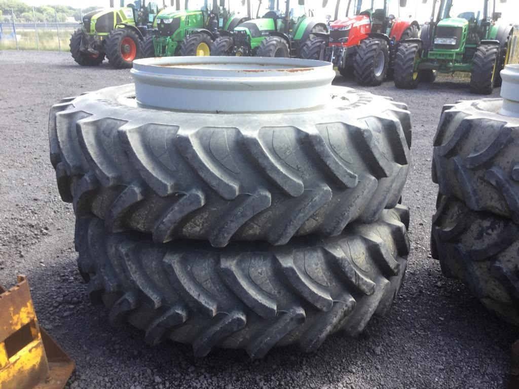 MFMassey 7726 DYNA-VT - Трактор: фото 4 MFMassey 7726 DYNA-VT - Трактор: фото 4