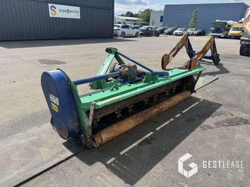 Desvoys DR4 - Косилка-измельчитель: фото 3 Desvoys DR4 - Косилка-измельчитель: фото 3