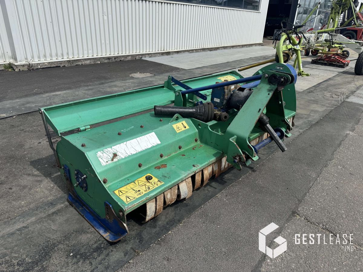 Desvoys DR4 - Косилка-измельчитель: фото 5 Desvoys DR4 - Косилка-измельчитель: фото 5