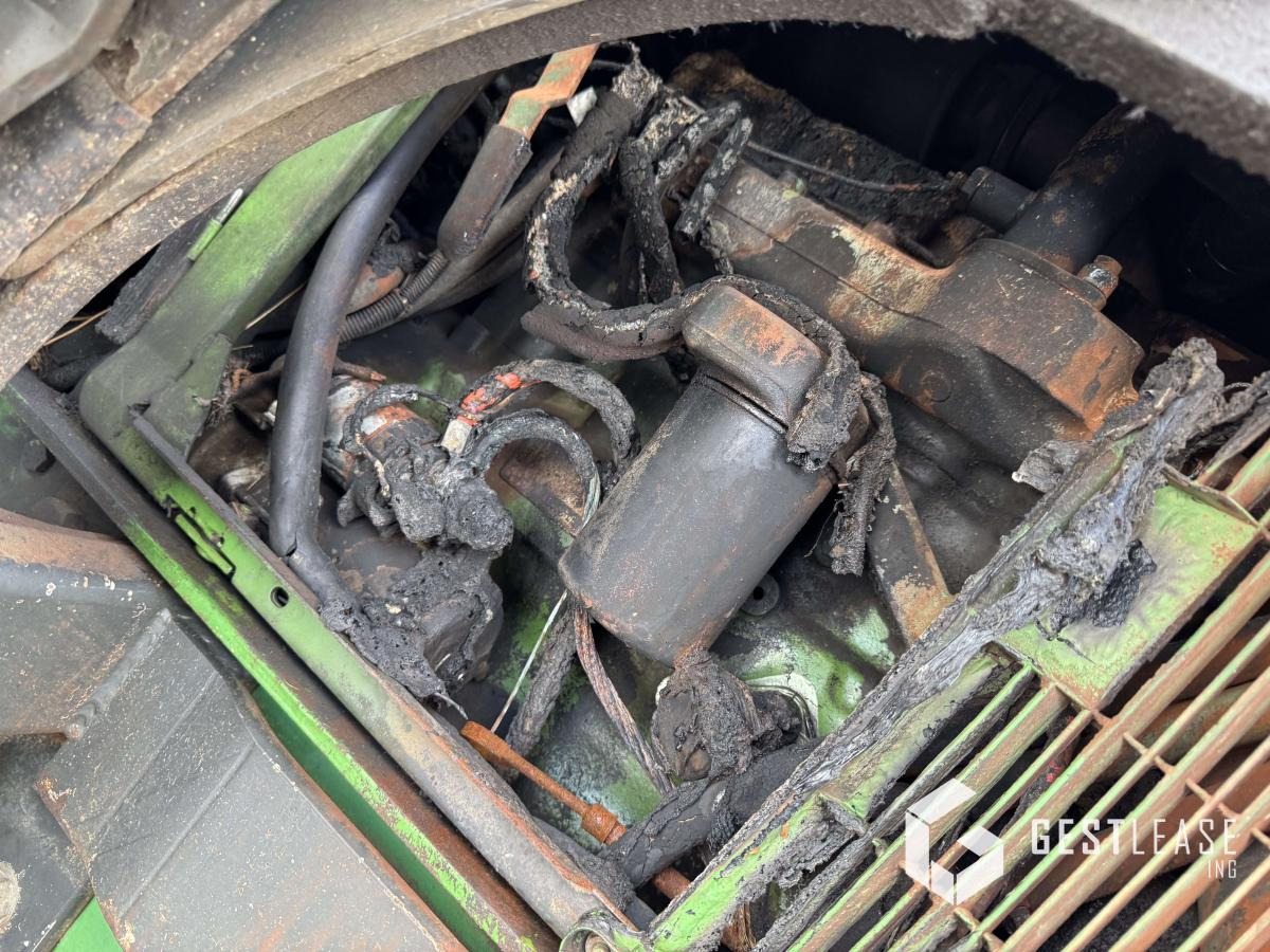 John Deere 6400 4RM - Трактор: фото 5 John Deere 6400 4RM - Трактор: фото 5