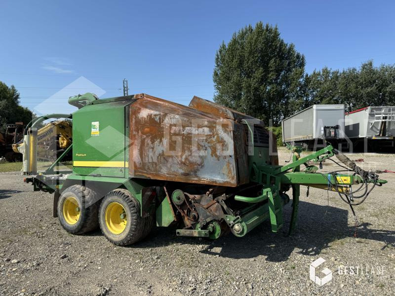 John Deere 744 - Пресс-подборщик рулонный: фото 1 John Deere 744 - Пресс-подборщик рулонный: фото 1