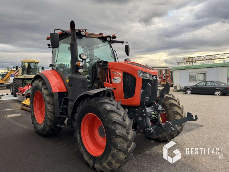 Kubota M6121 - Трактор: фото 4 Kubota M6121 - Трактор: фото 4