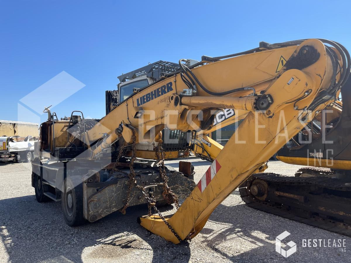 Liebherr A316 - Колёсный экскаватор: фото 4 Liebherr A316 - Колёсный экскаватор: фото 4