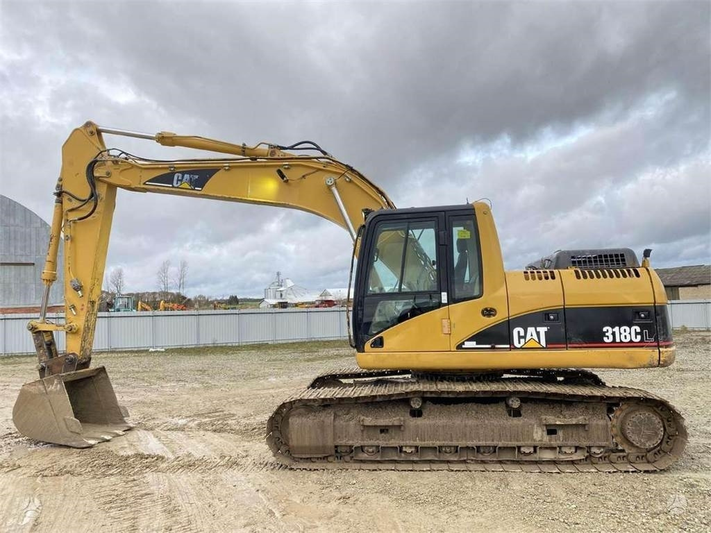 CAT 318 CL - Гусеничный экскаватор: фото 3 CAT 318 CL - Гусеничный экскаватор: фото 3