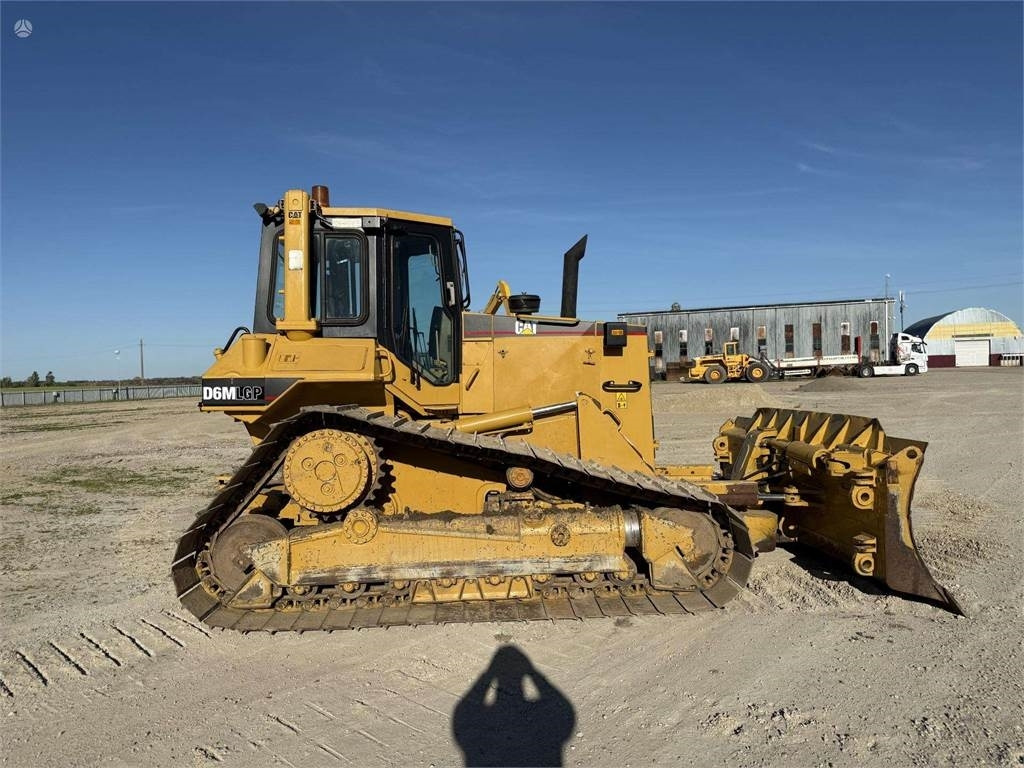 CAT D6M LGP - Бульдозер: фото 2 CAT D6M LGP - Бульдозер: фото 2