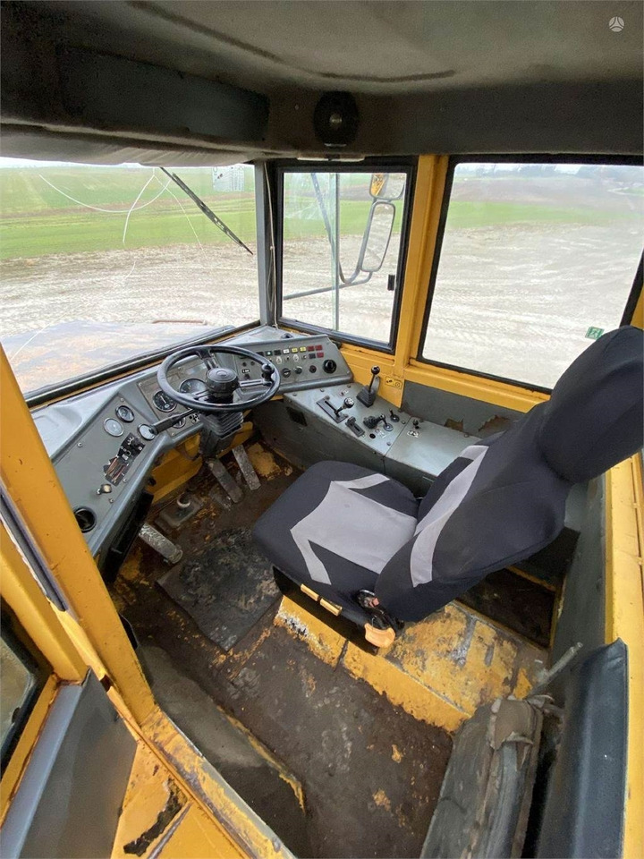 Сочленённый самосвал Volvo A25C , Nr.6: фото 14 Сочленённый самосвал Volvo A25C , Nr.6: фото 14