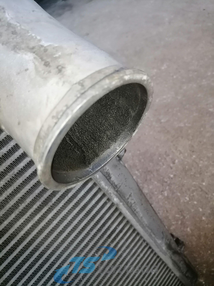 DAF Intercooler radiator 1691394 - Интеркулер для Грузовиков: фото 4 DAF Intercooler radiator 1691394 - Интеркулер для Грузовиков: фото 4