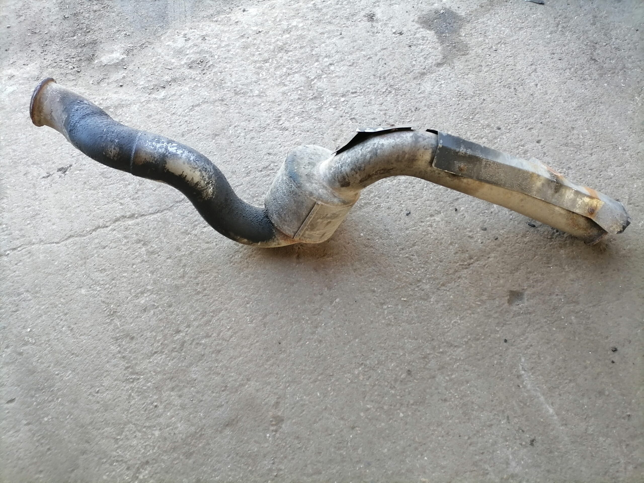 DAF Muffler 1682921 - Глушитель для Грузовиков: фото 1 DAF Muffler 1682921 - Глушитель для Грузовиков: фото 1