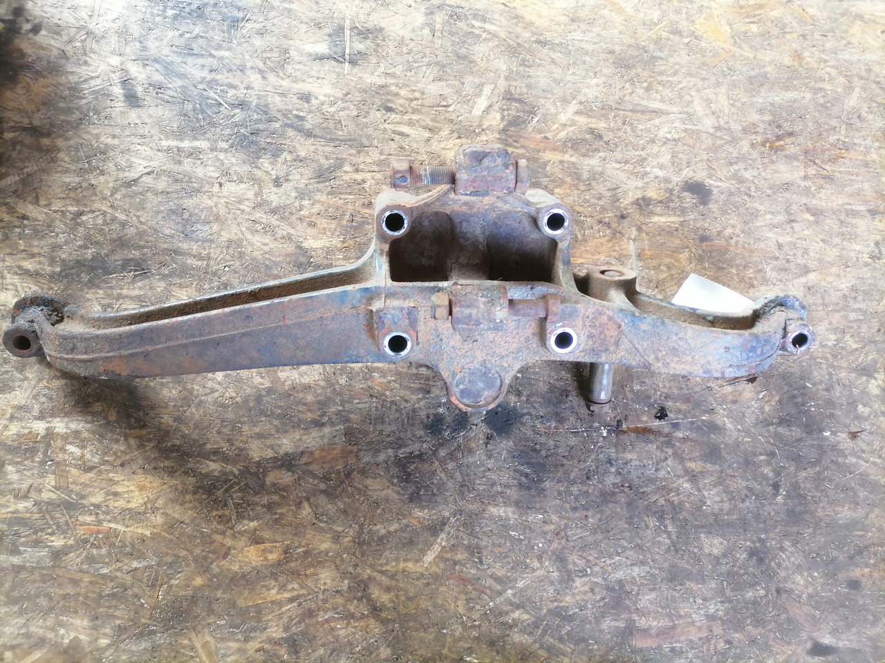 MAN Air suspension bracket 81436303168 - Ось и запчасти для Грузовиков: фото 5 MAN Air suspension bracket 81436303168 - Ось и запчасти для Грузовиков: фото 5