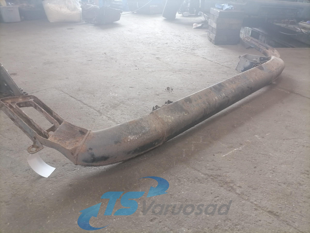 MAN Bumper 81416505013 - Бампер для Грузовиков: фото 2 MAN Bumper 81416505013 - Бампер для Грузовиков: фото 2