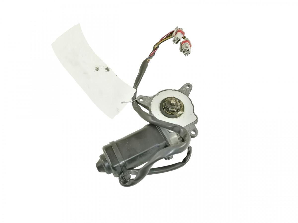 MAN Glass lift 81286016126 - Стекло и запчасти для Грузовиков: фото 1 MAN Glass lift 81286016126 - Стекло и запчасти для Грузовиков: фото 1