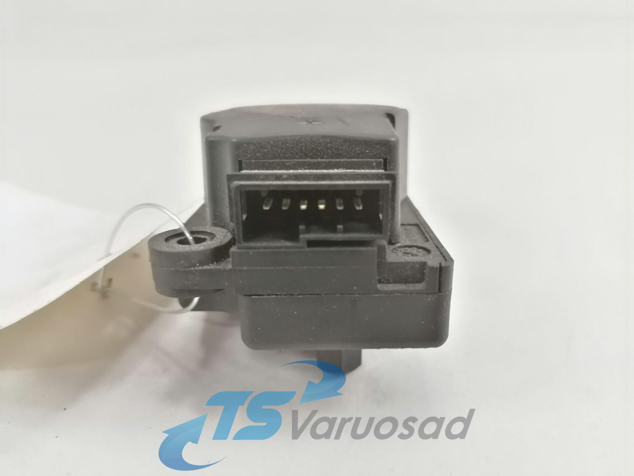 MAN Interior heating damper position regulator A7584003 - Универсальная запчасть для Грузовиков: фото 2 MAN Interior heating damper position regulator A7584003 - Универсальная запчасть для Грузовиков: фото 2
