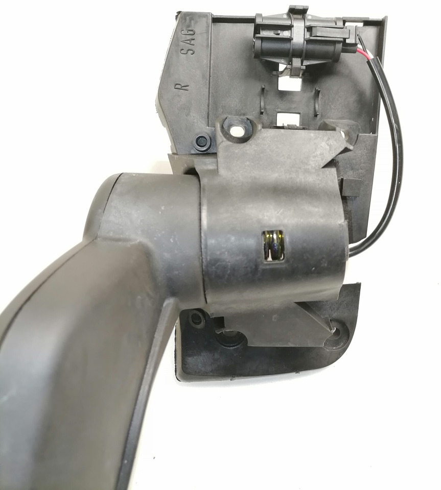 MAN Küljepeegel, parem 81637306531 - Зеркало заднего вида для Грузовиков: фото 4 MAN Küljepeegel, parem 81637306531 - Зеркало заднего вида для Грузовиков: фото 4