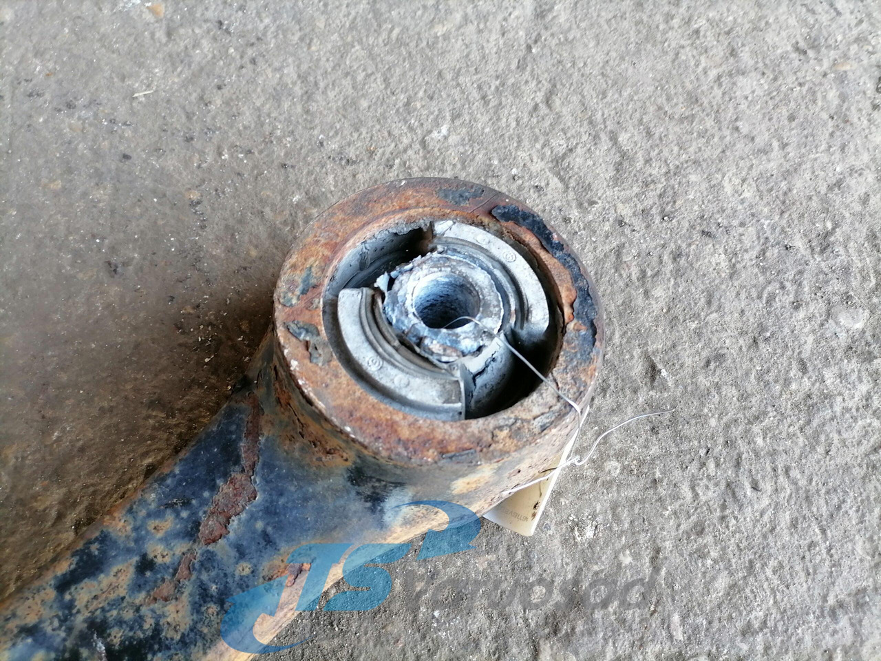 MAN Torque rod 81432203043 - Ось и запчасти для Грузовиков: фото 4 MAN Torque rod 81432203043 - Ось и запчасти для Грузовиков: фото 4