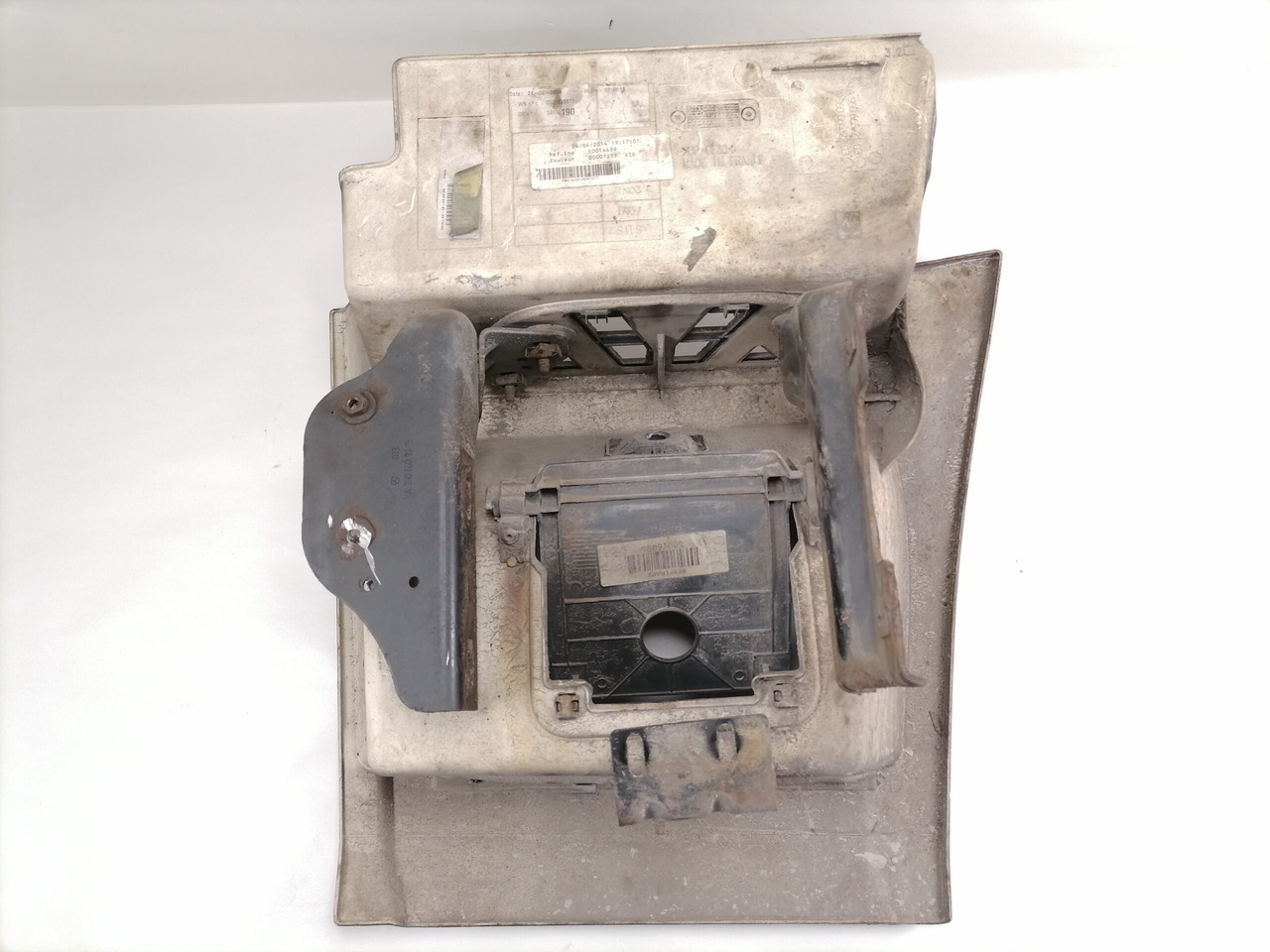 Mercedes-Benz Boarding step unit A9606662103 - Боковая подножка для Грузовиков: фото 3 Mercedes-Benz Boarding step unit A9606662103 - Боковая подножка для Грузовиков: фото 3