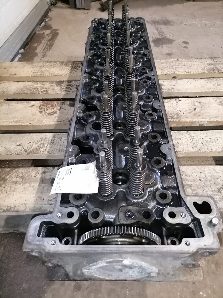 Mercedes-Benz Cylinder head A4710102720 - Головка блока для Грузовиков: фото 4 Mercedes-Benz Cylinder head A4710102720 - Головка блока для Грузовиков: фото 4