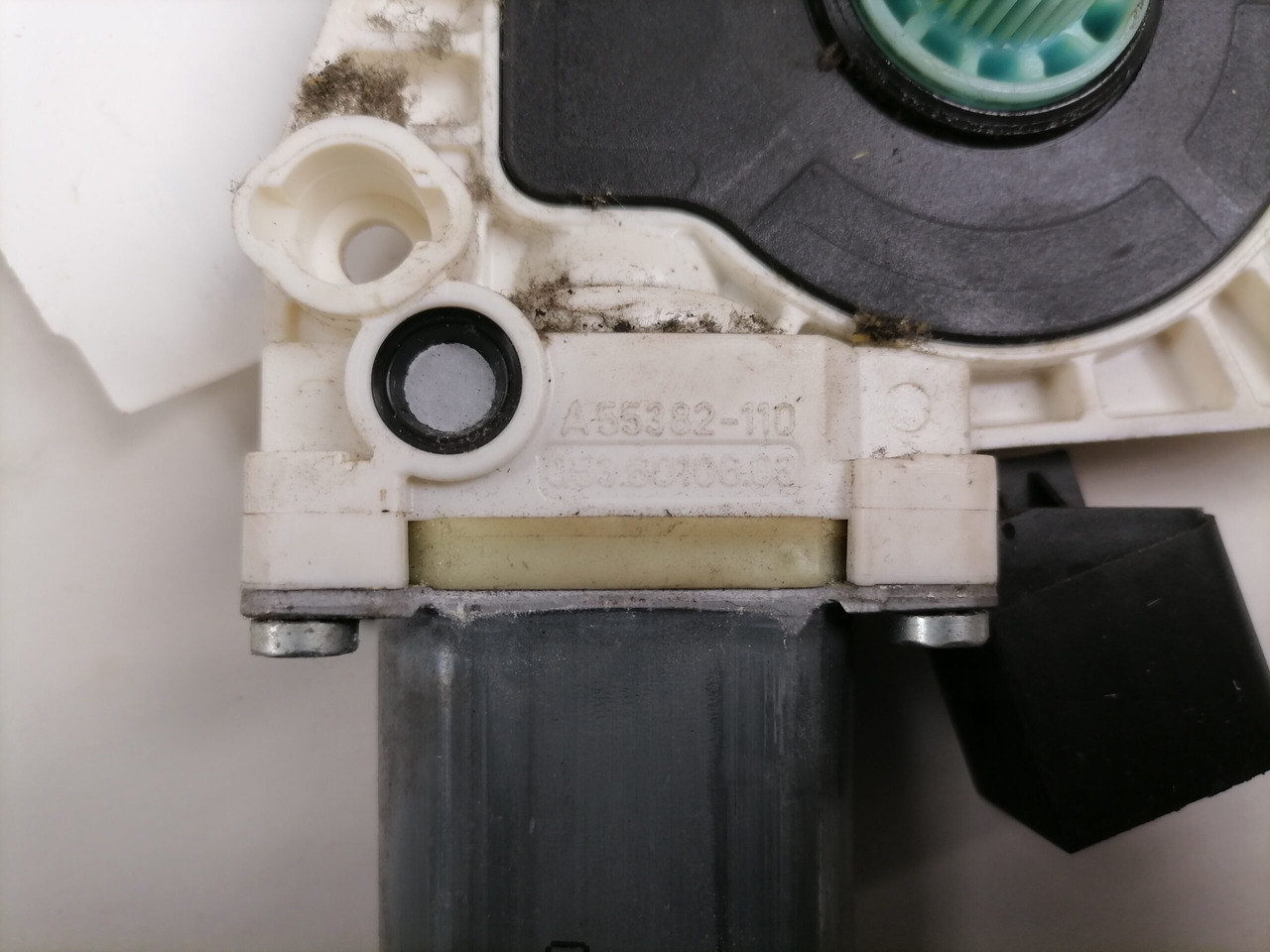 Mercedes-Benz Glass lift A55382110 - Стекло и запчасти для Грузовиков: фото 3 Mercedes-Benz Glass lift A55382110 - Стекло и запчасти для Грузовиков: фото 3