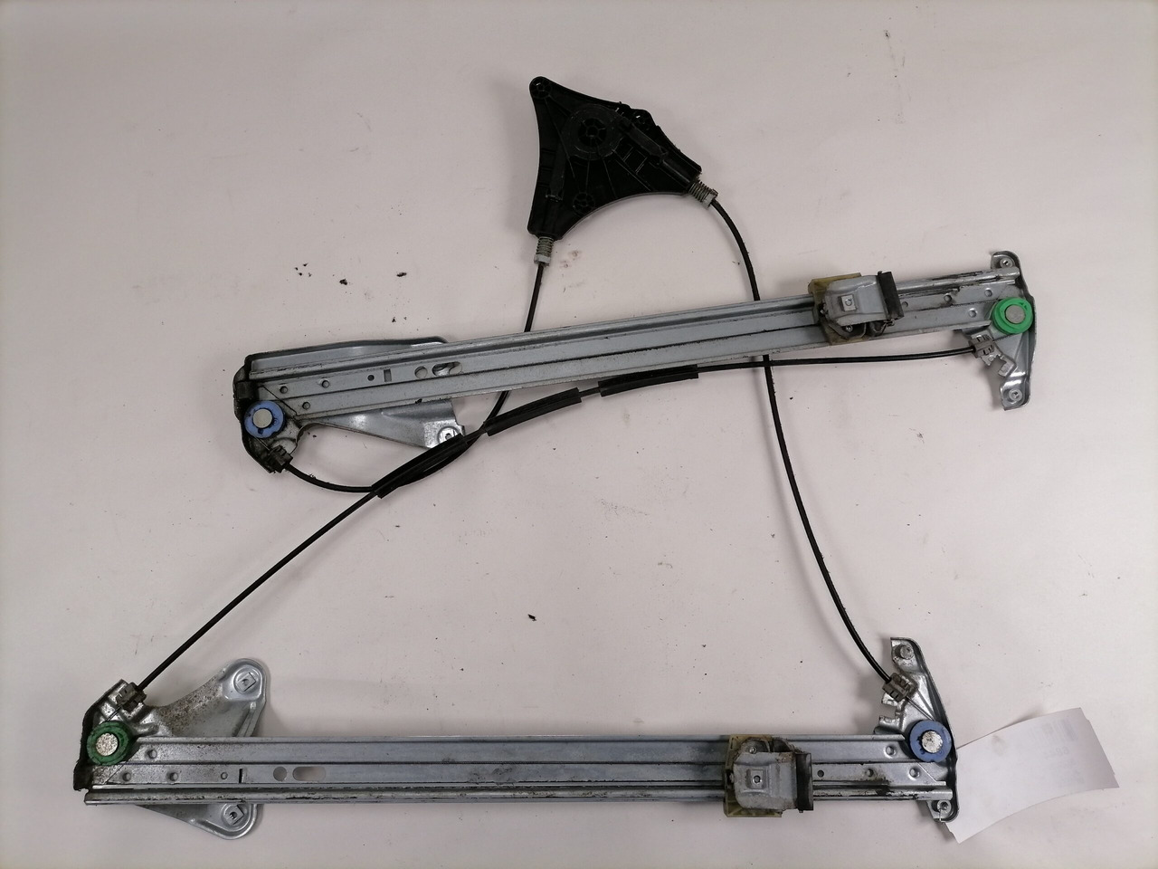 Mercedes-Benz Side window lifting mechanism A9607201146 - Стекло и запчасти для Грузовиков: фото 4 Mercedes-Benz Side window lifting mechanism A9607201146 - Стекло и запчасти для Грузовиков: фото 4