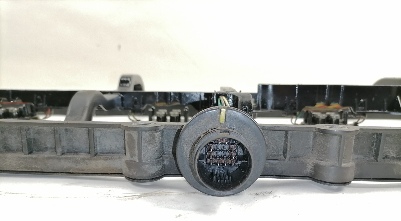 Mercedes-Benz Vahekaas A4710100179 - Головка блока для Грузовиков: фото 5 Mercedes-Benz Vahekaas A4710100179 - Головка блока для Грузовиков: фото 5