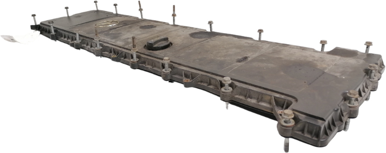 Mercedes-Benz Valve cover A4710101730 - Головка блока для Грузовиков: фото 2 Mercedes-Benz Valve cover A4710101730 - Головка блока для Грузовиков: фото 2