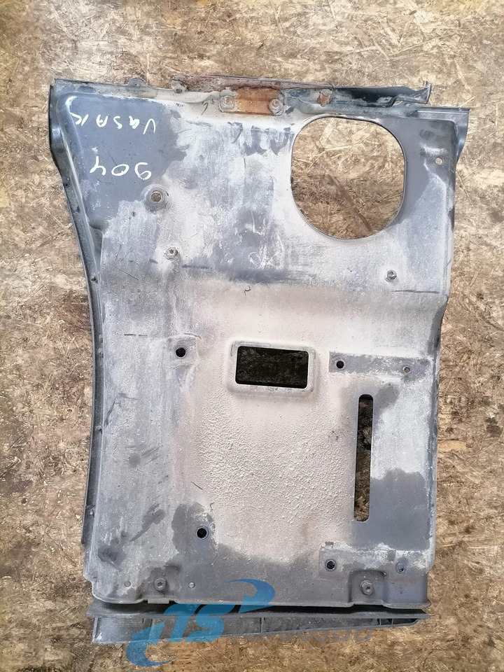 Scania Astmelaua u-plekk, vasak 1498179 - Боковая подножка для Грузовиков: фото 5 Scania Astmelaua u-plekk, vasak 1498179 - Боковая подножка для Грузовиков: фото 5