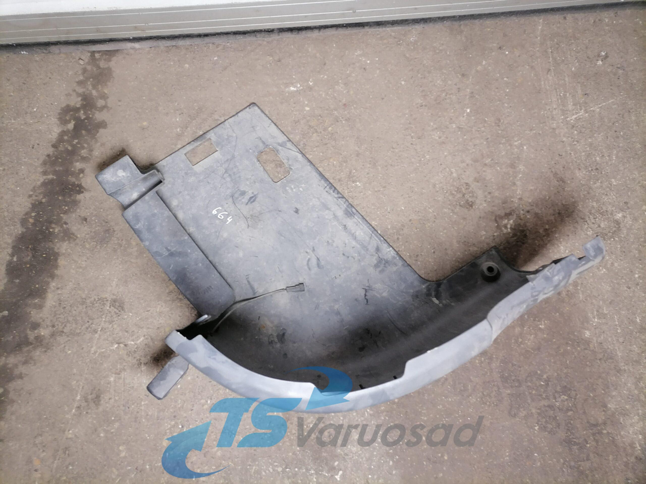 Scania Bumper cover 1884915 - Угол бампера для Грузовиков: фото 3 Scania Bumper cover 1884915 - Угол бампера для Грузовиков: фото 3