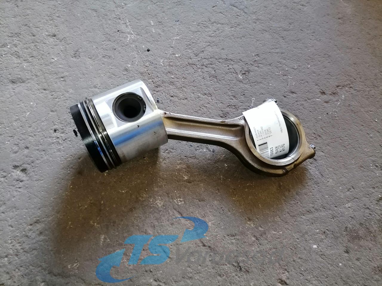 Scania Connecting rod + piston 1791992 - Поршень/ Кольцо/ Втулка для Грузовиков: фото 1 Scania Connecting rod + piston 1791992 - Поршень/ Кольцо/ Втулка для Грузовиков: фото 1