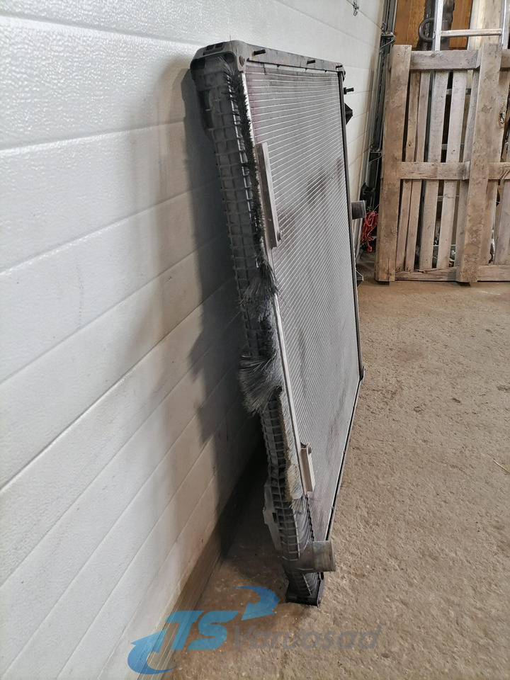 Scania Cooling radiator 1781365 - Радиатор для Грузовиков: фото 3 Scania Cooling radiator 1781365 - Радиатор для Грузовиков: фото 3