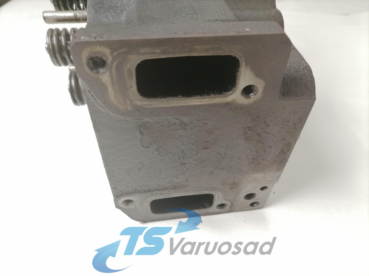 Scania Cylinder head, HPI 1924437 - Головка блока для Грузовиков: фото 4 Scania Cylinder head, HPI 1924437 - Головка блока для Грузовиков: фото 4