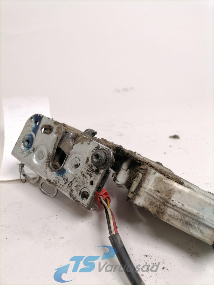 Scania Door lock 1867658 - Дверь и запчасти для Грузовиков: фото 4 Scania Door lock 1867658 - Дверь и запчасти для Грузовиков: фото 4