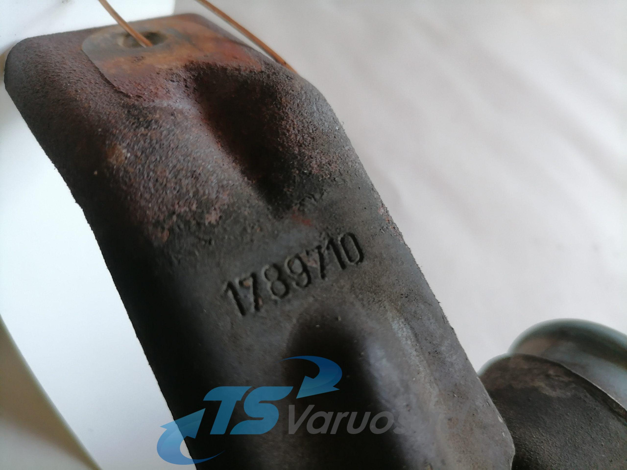 Scania EGR cooler pipe 1789710 - Радиатор EGR для Грузовиков: фото 4 Scania EGR cooler pipe 1789710 - Радиатор EGR для Грузовиков: фото 4