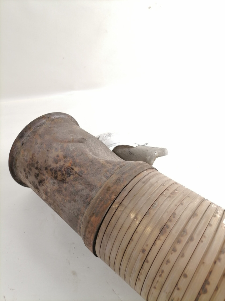 Scania Exhaust pipe 1734040 - Глушитель для Грузовиков: фото 3 Scania Exhaust pipe 1734040 - Глушитель для Грузовиков: фото 3
