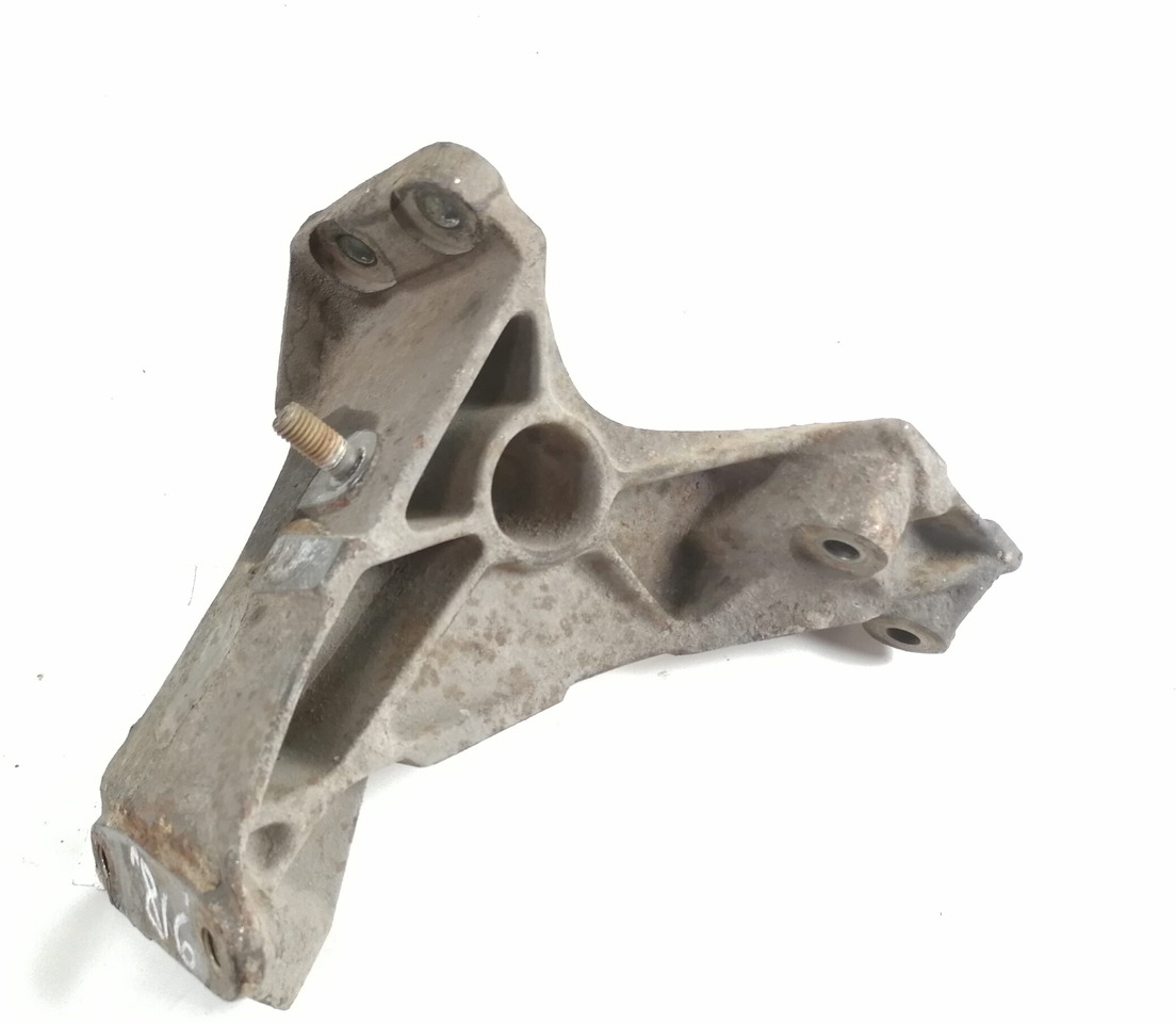 Scania Front bumper carrier 1404478 - Бампер для Грузовиков: фото 3 Scania Front bumper carrier 1404478 - Бампер для Грузовиков: фото 3