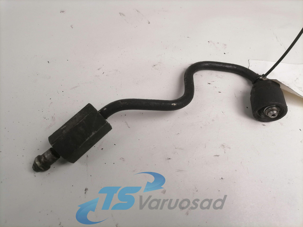 Scania Fuel pipe 1860539 - Топливная система для Грузовиков: фото 1 Scania Fuel pipe 1860539 - Топливная система для Грузовиков: фото 1