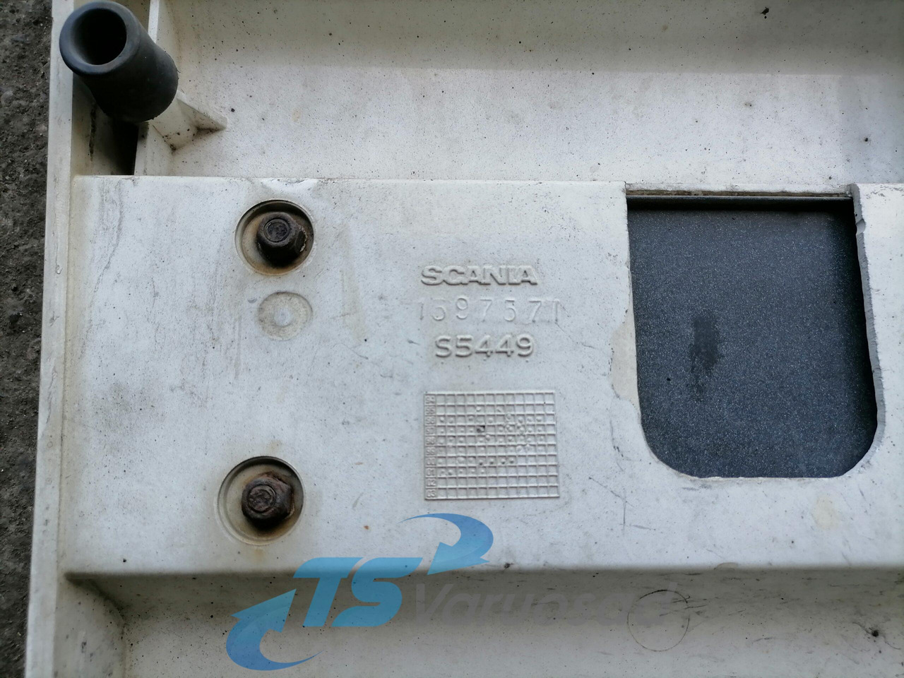 Scania Grille panel 1597571 - Решётка радиатора для Грузовиков: фото 3 Scania Grille panel 1597571 - Решётка радиатора для Грузовиков: фото 3