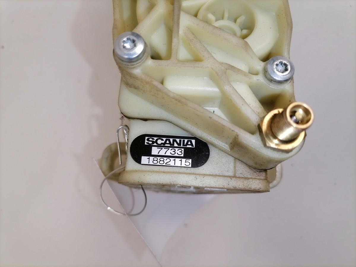 Scania Handbrake control lever 1882115 - Универсальная запчасть для Грузовиков: фото 3 Scania Handbrake control lever 1882115 - Универсальная запчасть для Грузовиков: фото 3